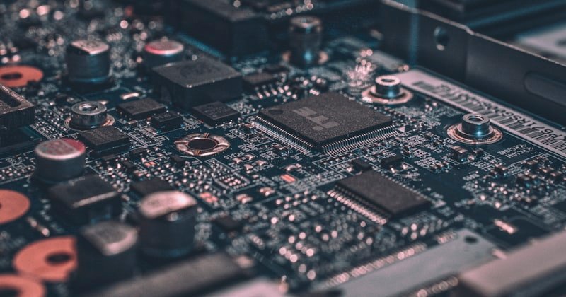 Platform Engineering Meets AI Coding Assistants: The New DevOps Stack